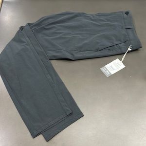 Vuori mens Aim Pants NWT
